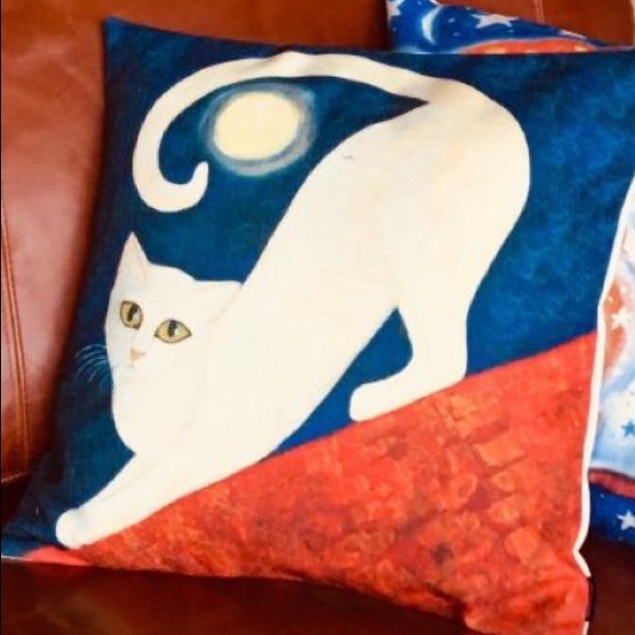 LAST ONE! Stretch Cat Throw Pillow Cover Case NWT - Picture 2 of 3